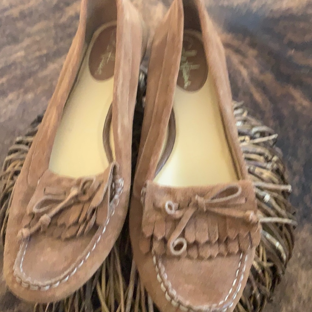 NWOT moccasin